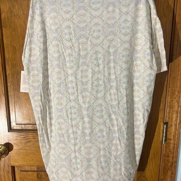 LuLaRoe Irma Tunic Top Shirt Fitted Sleeves High Low Loose Purple Gray Small NWT - Picture 10 of 10